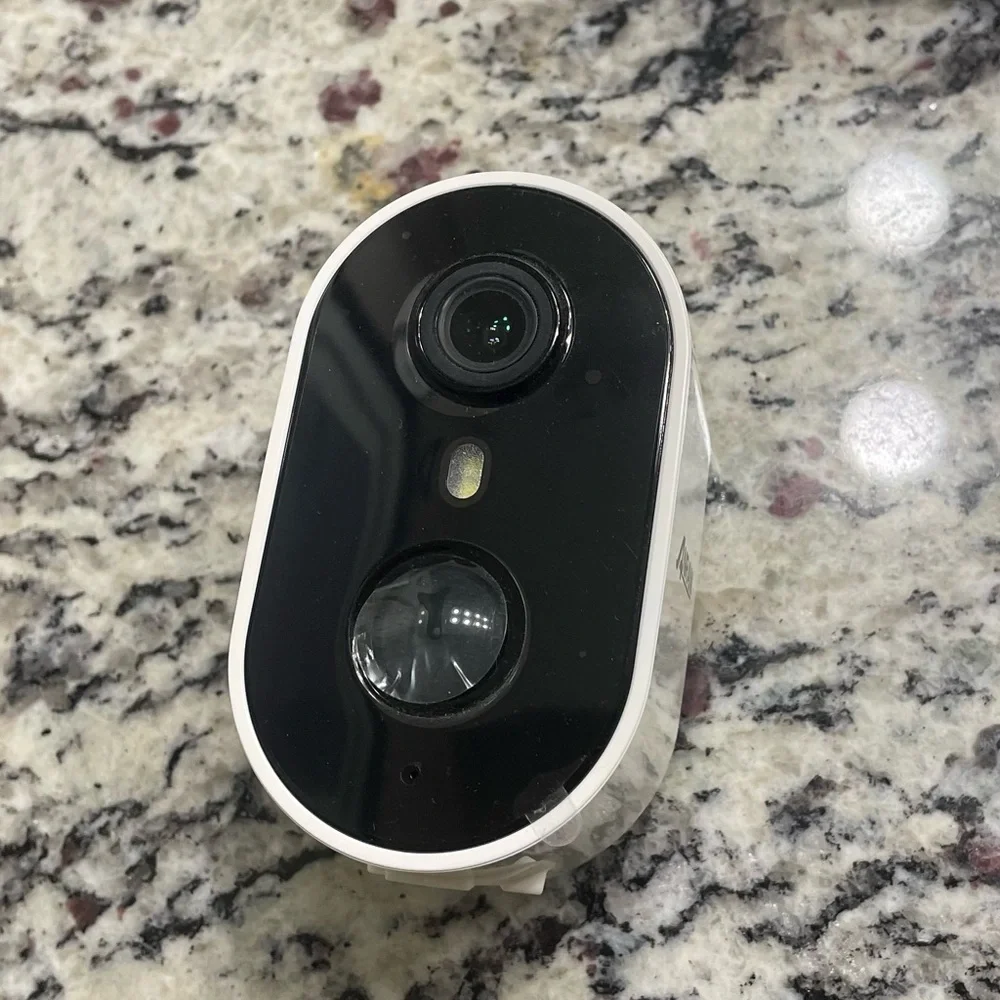 Battery Wireless WIFI Security camera brand new